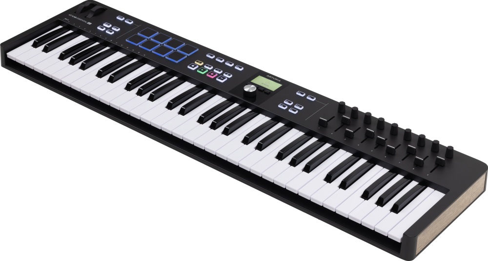 DTM・DAW Arturia KeyLab Essential 61 mk3 Black Amazon.com: Arturia KeyLab 61 mk3 Black — 61 Key USB MIDI